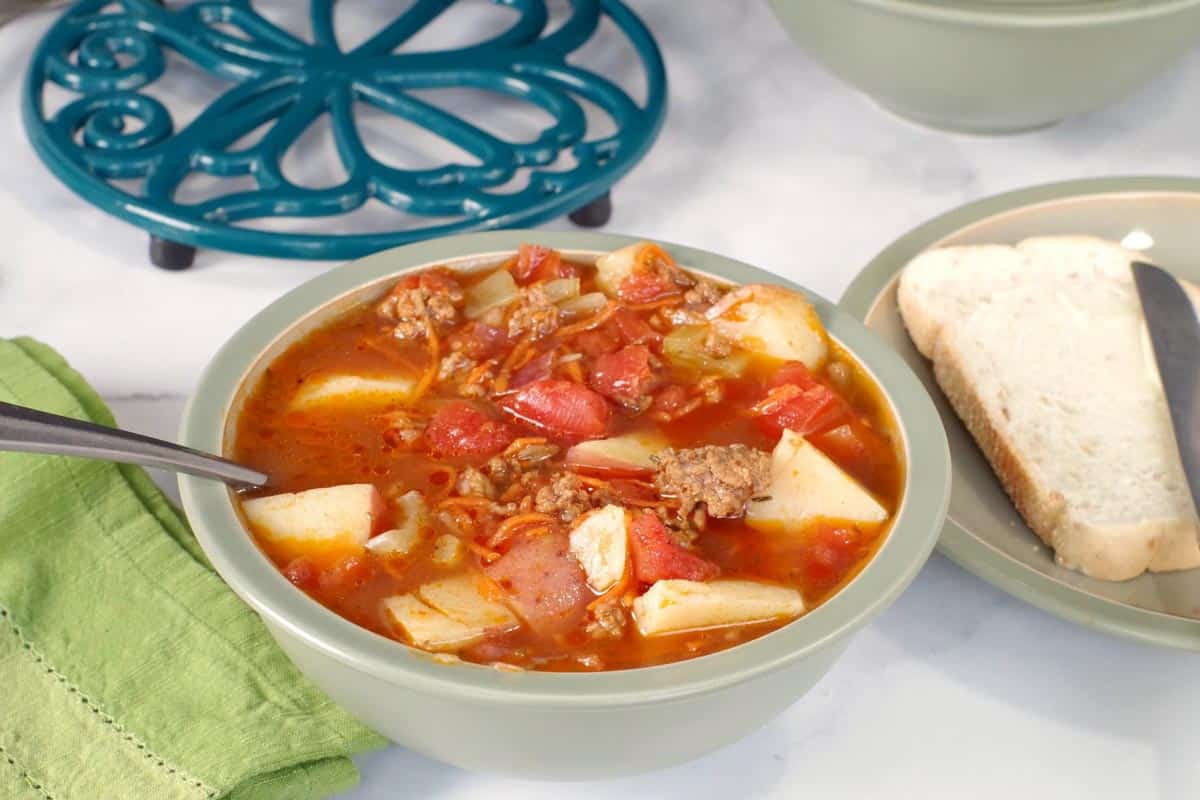 hamburger-and-potato-soup-recipe